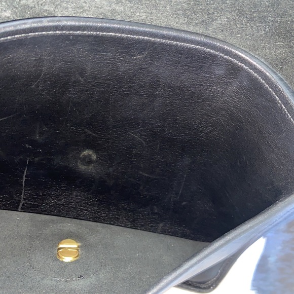 Coach Vintage Willis Crossbody - Picture 10 of 13